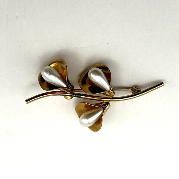 Vintage Beau Sterling Calla Lily Brooch Gold Vermeil Faux Pearl Flower Pin - Picture 4 of 10